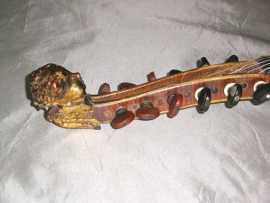 viola d'amore, particolare
